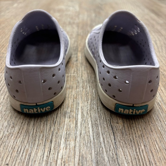 Native light purple shoe - Picture 4 of 7